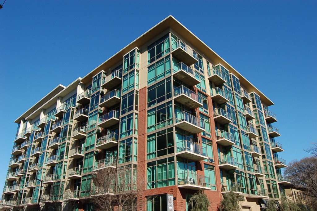 905 Juniper Condominiums