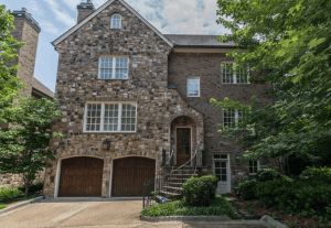 Matthew Stafford QB Townhome For Sale August 16, 2015 
