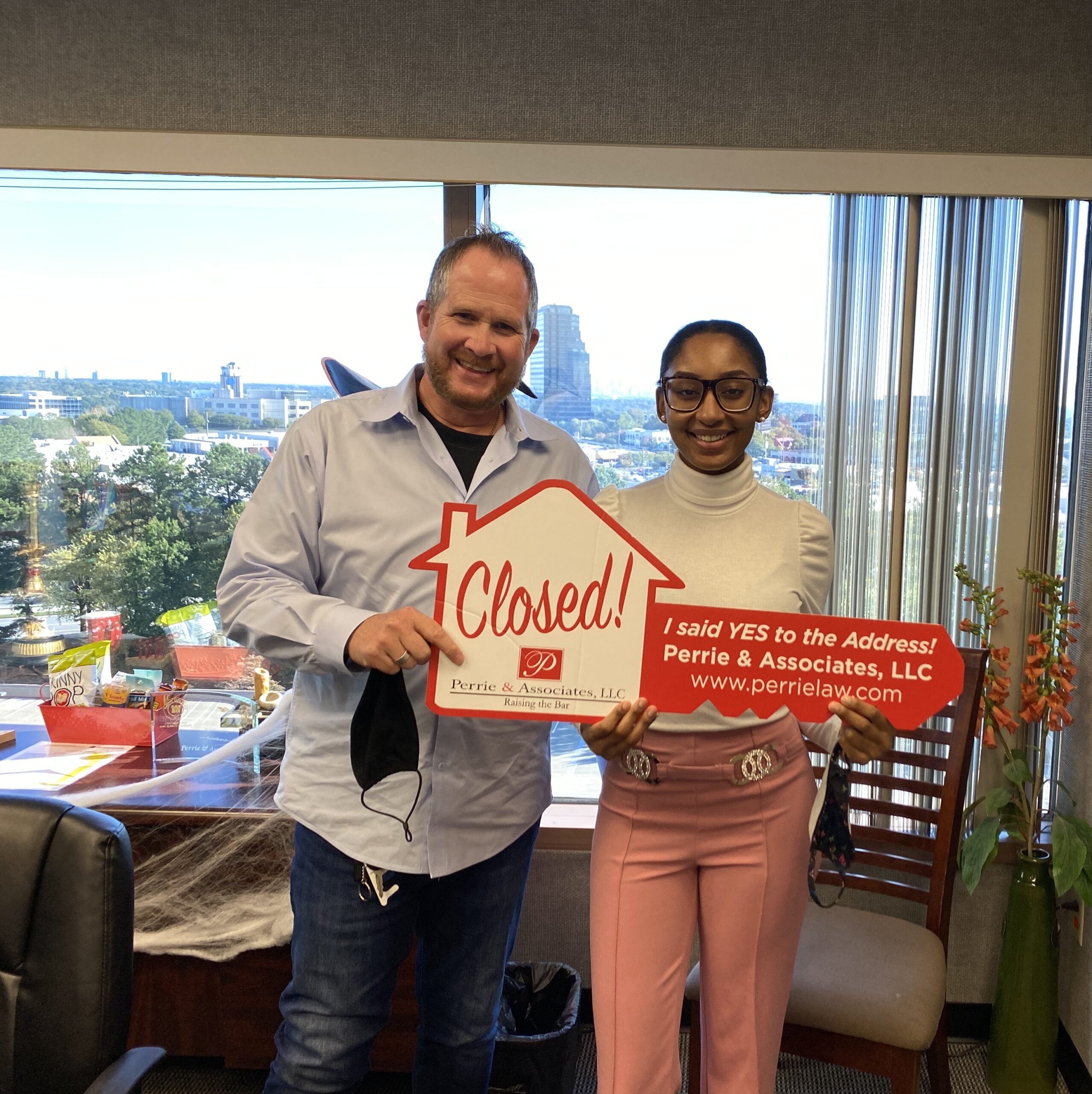 MyMidtownMojo and Thomas Ramon Group Make a Happy Buyer