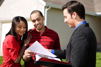 Using a real estate agent to buy and sell a home