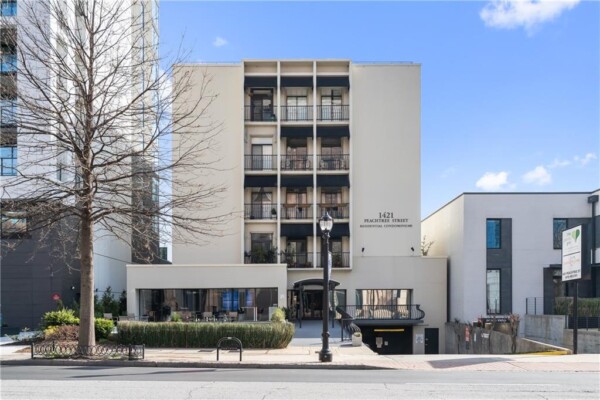 1421 Peachtree Condominiums Midtown Atlanta