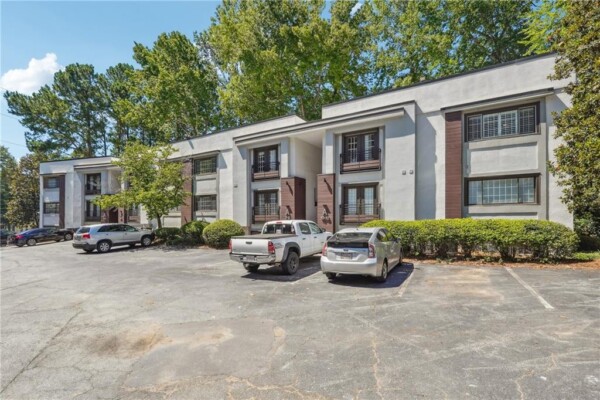 Carlyle Heights Condominiums Midtown Atlanta