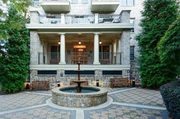 Piedmont Crest Condominiums located next to Piedmont Park