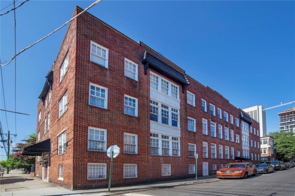 Piedmont and Third is a historic condo building in Midtown Atlanta